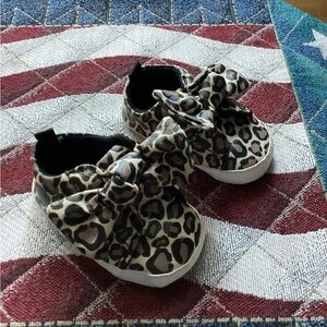 First Steps Leopard Print Kids Shoes with Bow